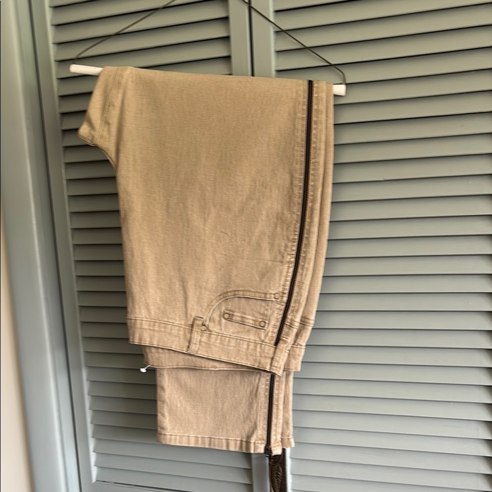DG2 by Diane Gilman Tan Chinos for Effortless Style
